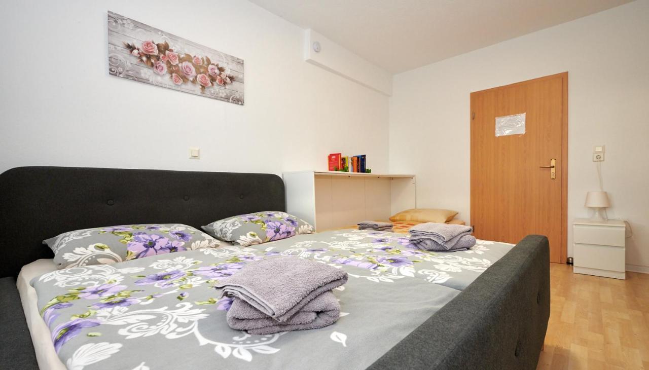 Hueblers-Schlafquartier Hotel Furstenwalde Luaran gambar