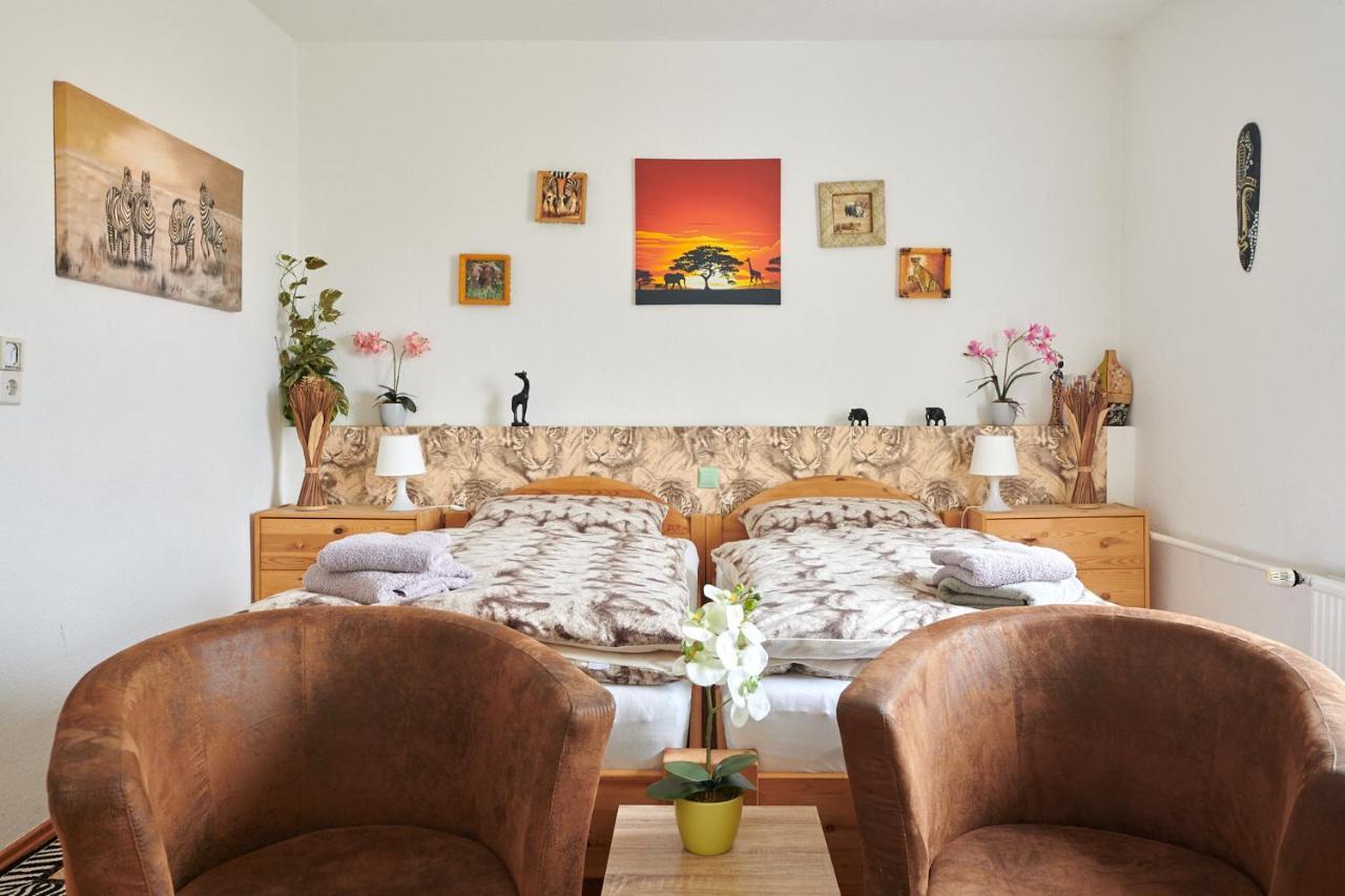 Hueblers-Schlafquartier Hotel Furstenwalde Luaran gambar