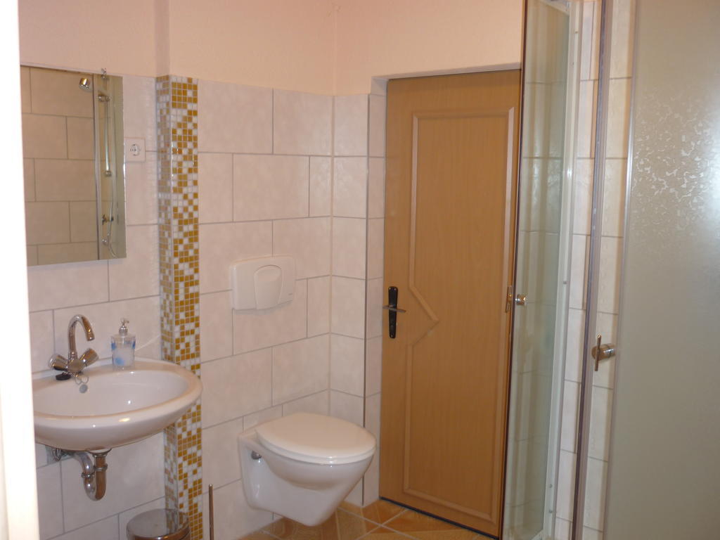 Hueblers-Schlafquartier Hotel Furstenwalde Bilik gambar