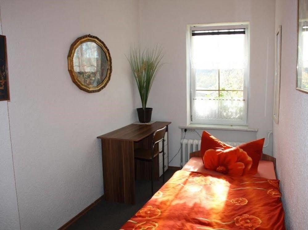 Hueblers-Schlafquartier Hotel Furstenwalde Luaran gambar
